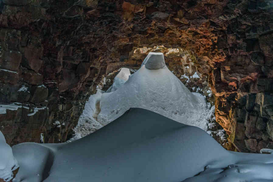 Islandia 115 - Raufarhólshellir - túnel de lava.jpg